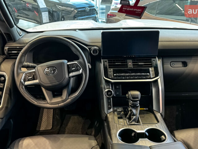 Тойота Land Cruiser 300, объемом двигателя 3.45 л и пробегом 0 тыс. км за 96805 $, фото 11 на Automoto.ua