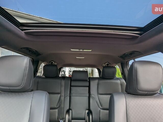 Тойота Land Cruiser 300, объемом двигателя 3.3 л и пробегом 0 тыс. км за 92824 $, фото 10 на Automoto.ua