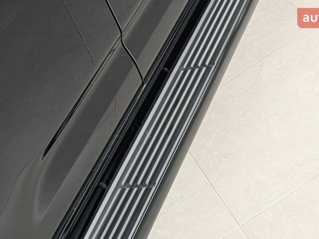 Тойота Land Cruiser 300, объемом двигателя 3.3 л и пробегом 0 тыс. км за 95429 $, фото 1 на Automoto.ua