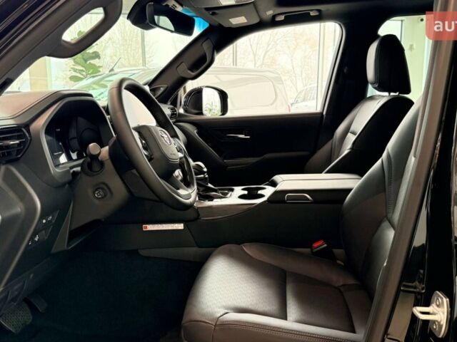 Тойота Land Cruiser 300, объемом двигателя 3.3 л и пробегом 0 тыс. км за 92723 $, фото 7 на Automoto.ua