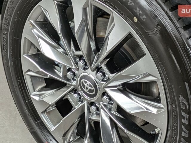 Тойота Land Cruiser 300, объемом двигателя 3.3 л и пробегом 0 тыс. км за 96506 $, фото 13 на Automoto.ua