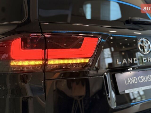 Тойота Land Cruiser 300, об'ємом двигуна 3.3 л та пробігом 0 тис. км за 100554 $, фото 5 на Automoto.ua