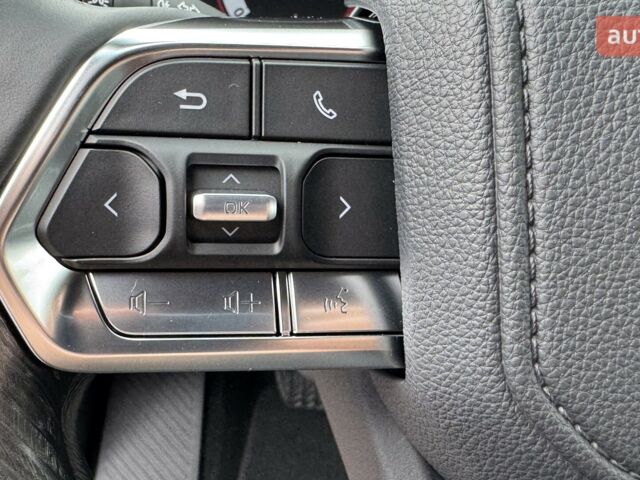 Тойота Land Cruiser 300 2025 у Житомирі на Automoto.ua Тойота Land Cruiser 300, об'ємом двигуна 3.3 л та пробігом 0 тис. км за 96413 $, фото 20 на Automoto.ua