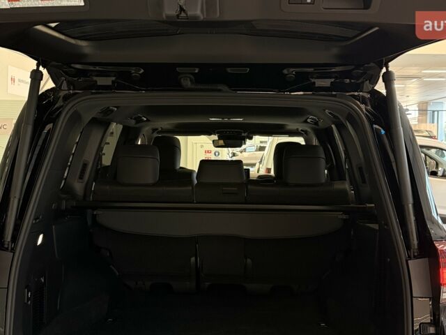 Тойота Land Cruiser 300, об'ємом двигуна 3.3 л та пробігом 0 тис. км за 100554 $, фото 7 на Automoto.ua