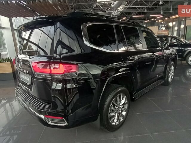 Тойота Land Cruiser 300 2025 в Киеве на Automoto.ua Тойота Land Cruiser 300, объемом двигателя 3.3 л и пробегом 0 тыс. км за 96925 $, фото 6 на Automoto.ua