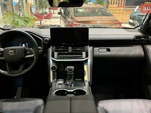 Тойота Land Cruiser 300, объемом двигателя 3.3 л и пробегом 0 тыс. км за 95679 $, фото 24 на Automoto.ua