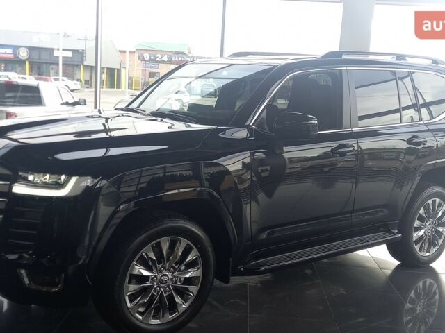 Тойота Land Cruiser 300 2025 в Киеве на Automoto.ua Тойота Land Cruiser 300, объемом двигателя 3.3 л и пробегом 0 тыс. км за 96925 $, фото 7 на Automoto.ua