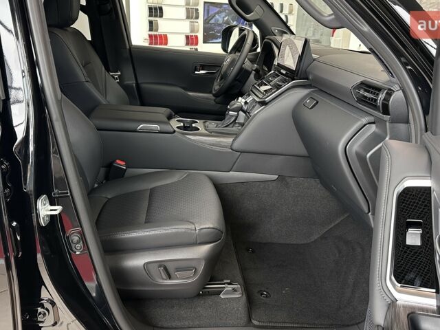 Тойота Land Cruiser 300, объемом двигателя 3.3 л и пробегом 0 тыс. км за 96948 $, фото 22 на Automoto.ua