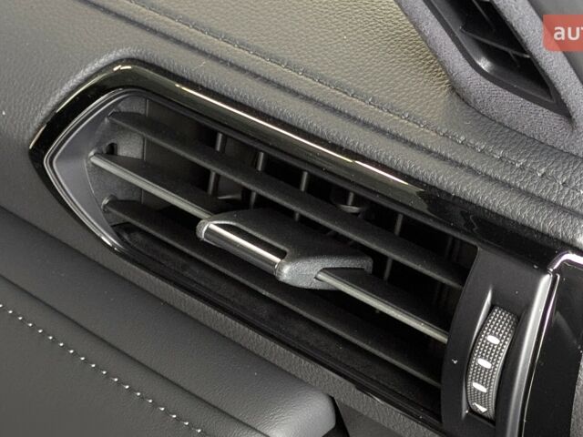 Тойота Land Cruiser 300, объемом двигателя 3.3 л и пробегом 0 тыс. км за 95429 $, фото 14 на Automoto.ua