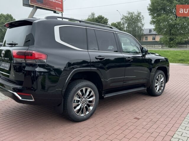 Тойота Land Cruiser 300 2025 у Житомирі на Automoto.ua Тойота Land Cruiser 300, об'ємом двигуна 3.3 л та пробігом 0 тис. км за 96413 $, фото 5 на Automoto.ua