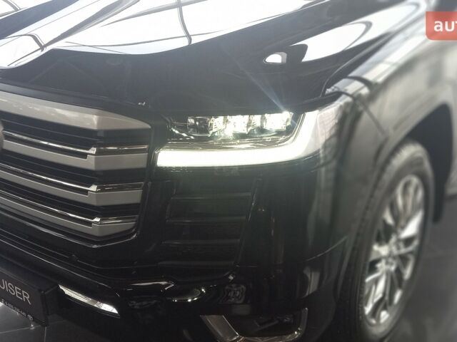 Тойота Land Cruiser 300 2025 в Киеве на Automoto.ua Тойота Land Cruiser 300, объемом двигателя 3.3 л и пробегом 0 тыс. км за 96925 $, фото 16 на Automoto.ua