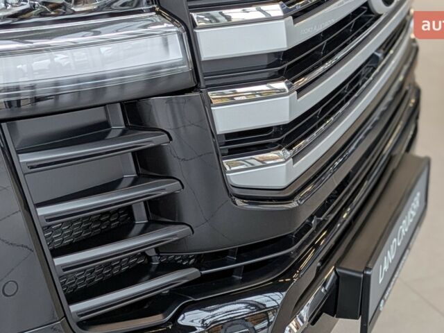Тойота Land Cruiser 300, объемом двигателя 3.3 л и пробегом 0 тыс. км за 95429 $, фото 12 на Automoto.ua