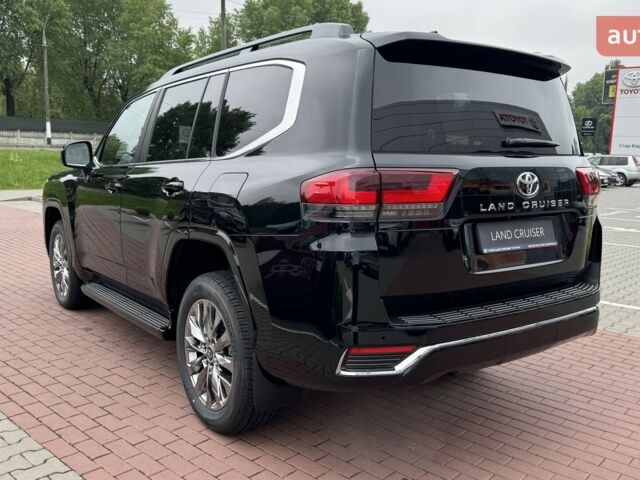 Тойота Land Cruiser 300 2025 у Житомирі на Automoto.ua Тойота Land Cruiser 300, об'ємом двигуна 3.3 л та пробігом 0 тис. км за 96413 $, фото 8 на Automoto.ua
