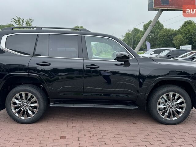 Тойота Land Cruiser 300 2025 у Житомирі на Automoto.ua Тойота Land Cruiser 300, об'ємом двигуна 3.3 л та пробігом 0 тис. км за 96413 $, фото 4 на Automoto.ua