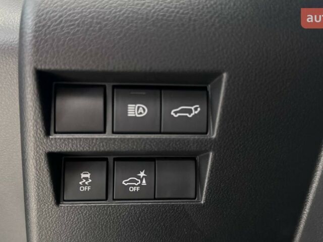 купити нове авто Тойота Land Cruiser 300 2025 року від офіційного дилера Тойота на Столичному Тойота фото