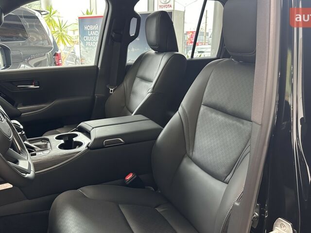 Тойота Land Cruiser 300, объемом двигателя 3.3 л и пробегом 0 тыс. км за 96948 $, фото 21 на Automoto.ua