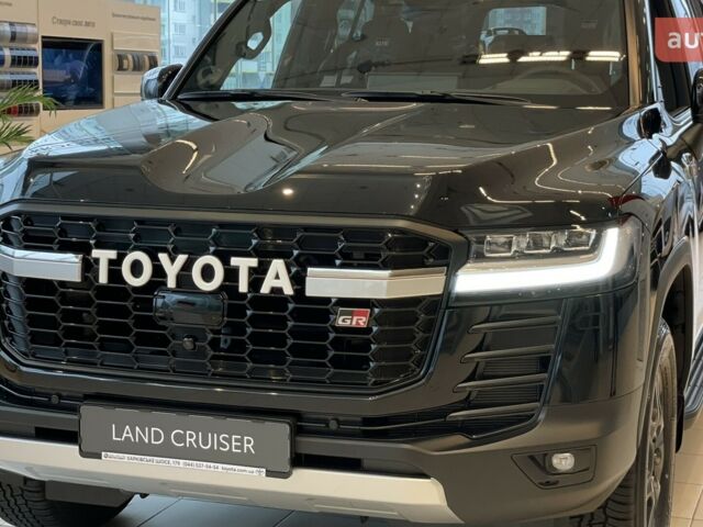 Тойота Land Cruiser 300, объемом двигателя 3.3 л и пробегом 0 тыс. км за 95908 $, фото 6 на Automoto.ua