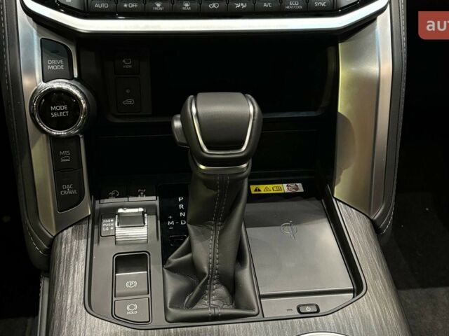 Тойота Land Cruiser 300, объемом двигателя 3.3 л и пробегом 0 тыс. км за 95679 $, фото 13 на Automoto.ua