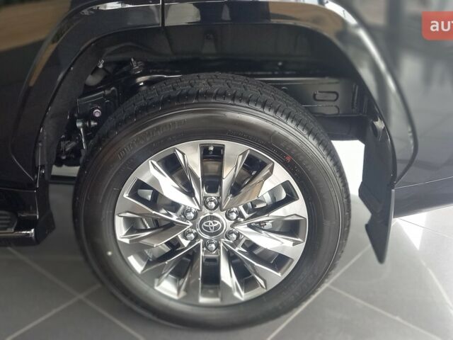 Тойота Land Cruiser 300 2025 в Киеве на Automoto.ua Тойота Land Cruiser 300, объемом двигателя 3.3 л и пробегом 0 тыс. км за 96925 $, фото 25 на Automoto.ua