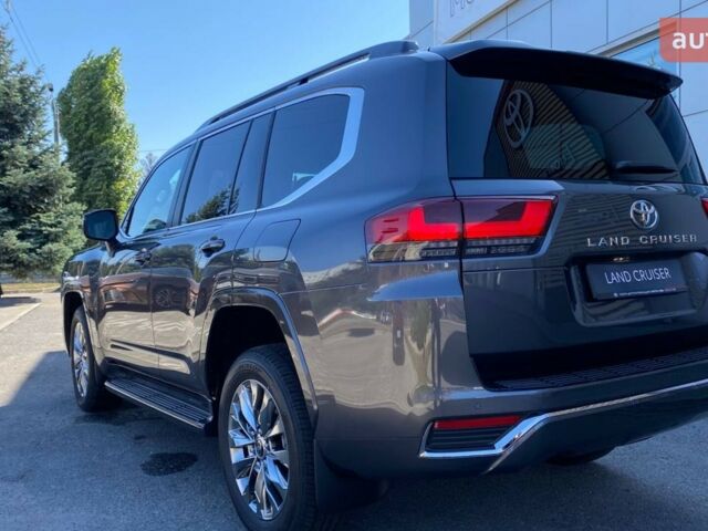 Тойота Land Cruiser 300, объемом двигателя 3.3 л и пробегом 0 тыс. км за 97324 $, фото 10 на Automoto.ua