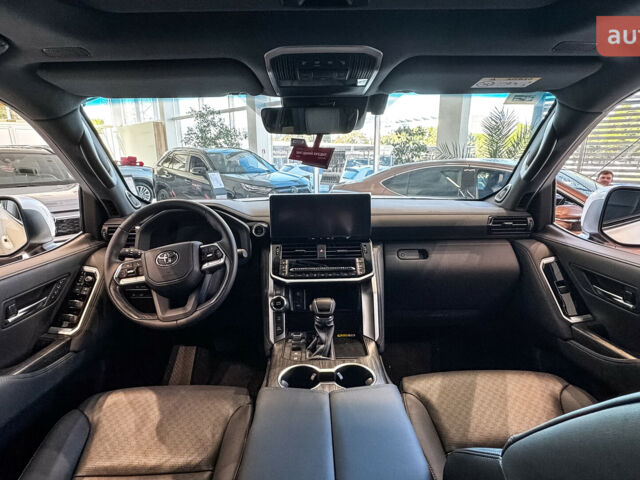 Тойота Land Cruiser 300, объемом двигателя 3.45 л и пробегом 0 тыс. км за 96805 $, фото 6 на Automoto.ua