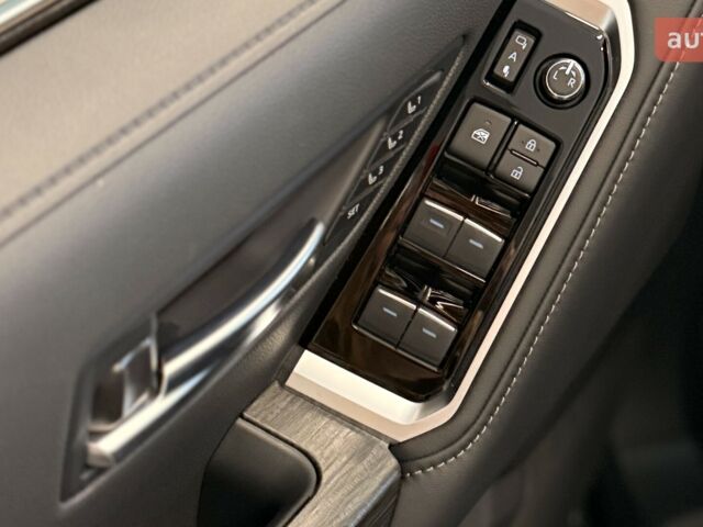 Тойота Land Cruiser 300, объемом двигателя 3.3 л и пробегом 0 тыс. км за 98034 $, фото 17 на Automoto.ua