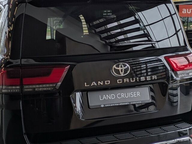 Тойота Land Cruiser 300, объемом двигателя 3.3 л и пробегом 0 тыс. км за 96506 $, фото 18 на Automoto.ua