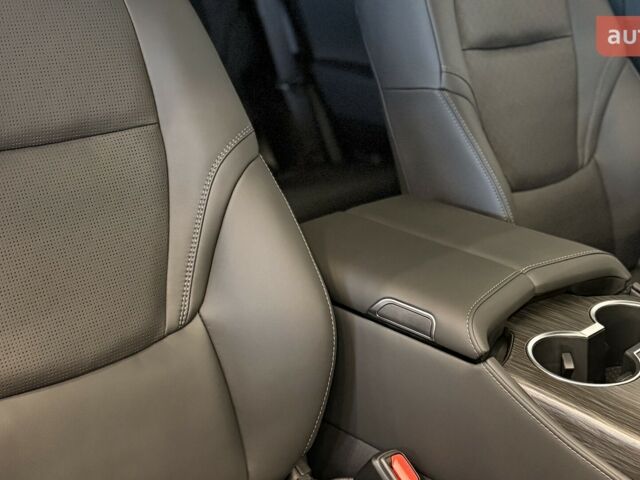 Тойота Land Cruiser 300, объемом двигателя 3.3 л и пробегом 0 тыс. км за 98034 $, фото 21 на Automoto.ua