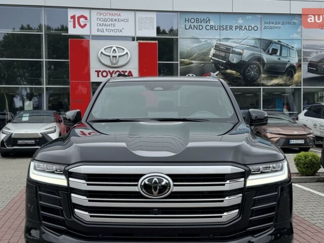 Тойота Land Cruiser 300 2025 у Житомирі на Automoto.ua Тойота Land Cruiser 300, об'ємом двигуна 3.3 л та пробігом 0 тис. км за 96413 $, фото 2 на Automoto.ua