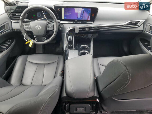 Белый Тойота Mirai, объемом двигателя 0 л и пробегом 49 тыс. км за 11700 $, фото 7 на Automoto.ua