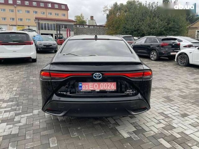 Тойота Mirai, объемом двигателя 0 л и пробегом 36 тыс. км за 13000 $, фото 3 на Automoto.ua