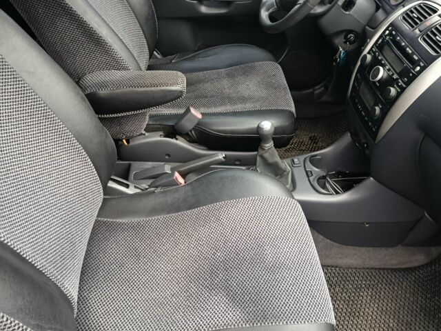 Синий Тойота Premio, объемом двигателя 2 л и пробегом 114 тыс. км за 5500 $, фото 9 на Automoto.ua