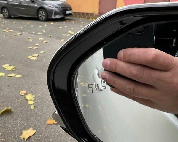 Тойота Prius Prime 2019 в Киеве на Automoto.ua Белый Тойота Prius Prime, объемом двигателя 1.8 л и пробегом 127 тыс. км за 23700 $, фото 24 на Automoto.ua