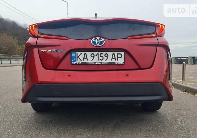 Червоний Тойота Prius Prime, об'ємом двигуна 1.8 л та пробігом 116 тис. км за 17499 $, фото 9 на Automoto.ua