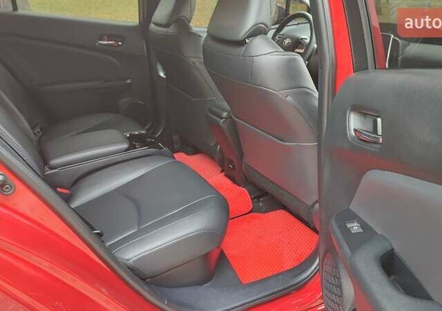 Красный Тойота Prius Prime, объемом двигателя 1.8 л и пробегом 81 тыс. км за 18000 $, фото 35 на Automoto.ua