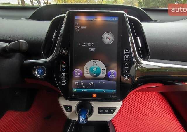 Красный Тойота Prius Prime, объемом двигателя 1.8 л и пробегом 81 тыс. км за 18000 $, фото 25 на Automoto.ua