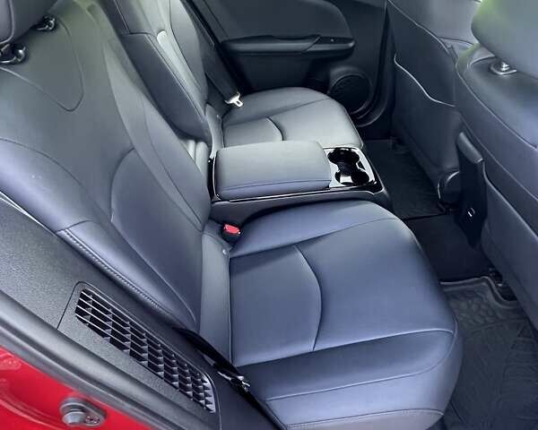 Красный Тойота Prius Prime, объемом двигателя 1.8 л и пробегом 136 тыс. км за 17700 $, фото 18 на Automoto.ua