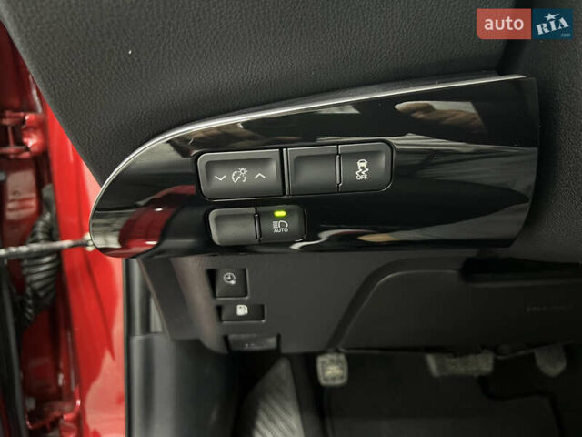 Красный Тойота Prius Prime, объемом двигателя 1.8 л и пробегом 127 тыс. км за 17900 $, фото 14 на Automoto.ua