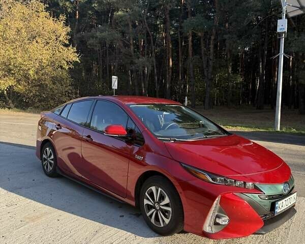 Тойота Prius Prime 2017 у Кременчуге на Automoto.ua Червоний Тойота Prius Prime, об'ємом двигуна 1.8 л та пробігом 95 тис. км за 20500 $, фото 3 на Automoto.ua