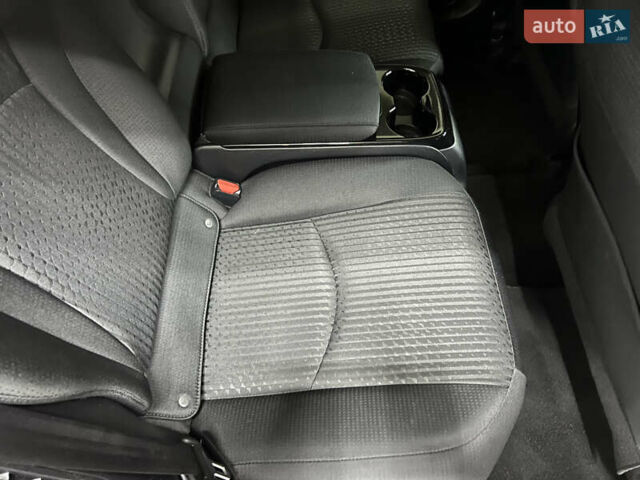 Красный Тойота Prius Prime, объемом двигателя 1.8 л и пробегом 127 тыс. км за 17900 $, фото 15 на Automoto.ua