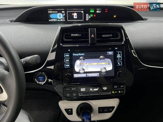 Красный Тойота Prius Prime, объемом двигателя 1.8 л и пробегом 127 тыс. км за 17900 $, фото 12 на Automoto.ua