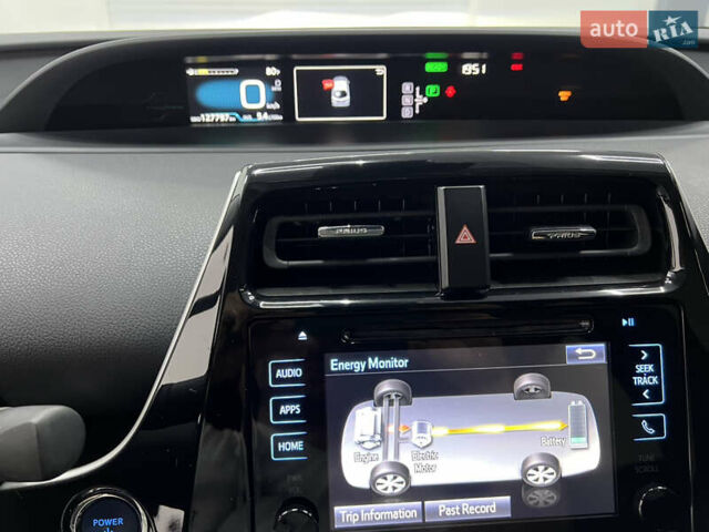 Красный Тойота Prius Prime, объемом двигателя 1.8 л и пробегом 127 тыс. км за 17900 $, фото 13 на Automoto.ua