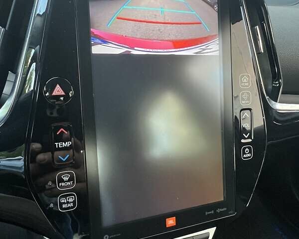 Красный Тойота Prius Prime, объемом двигателя 1.8 л и пробегом 136 тыс. км за 17700 $, фото 12 на Automoto.ua