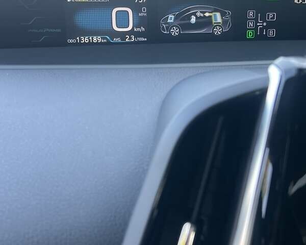 Красный Тойота Prius Prime, объемом двигателя 1.8 л и пробегом 136 тыс. км за 17700 $, фото 21 на Automoto.ua