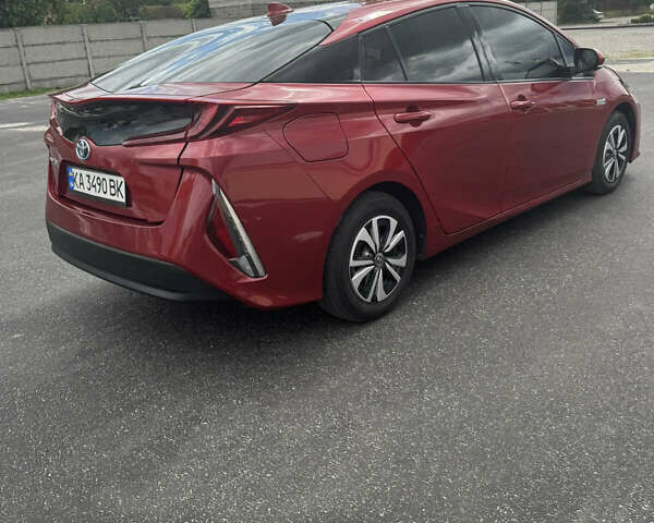 Тойота Prius Prime 2018 у Києві на Automoto.ua Червоний Тойота Prius Prime, об'ємом двигуна 1.8 л та пробігом 99 тис. км за 17300 $, фото 9 на Automoto.ua