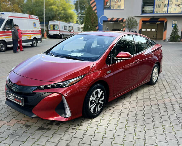 Тойота Prius Prime 2019 в Одессе на Automoto.ua Красный Тойота Prius Prime, объемом двигателя 1.8 л и пробегом 63 тыс. км за 22300 $, фото 3 на Automoto.ua