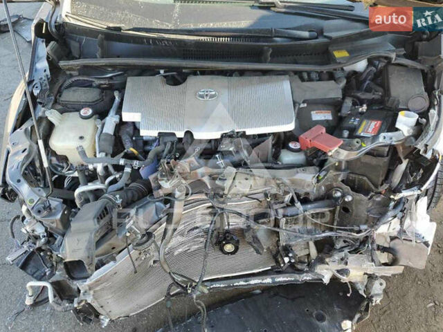 Тойота Prius Prime, объемом двигателя 1.8 л и пробегом 60 тыс. км за 8500 $, фото 8 на Automoto.ua