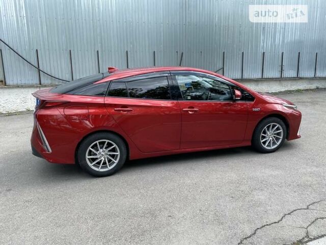 Тойота Prius Prime, об'ємом двигуна 1.8 л та пробігом 123 тис. км за 20900 $, фото 28 на Automoto.ua