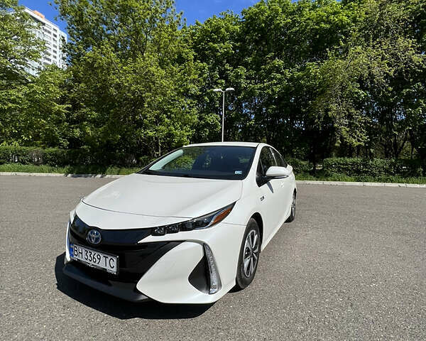 Тойота Prius Prime, объемом двигателя 1.8 л и пробегом 237 тыс. км за 23200 $, фото 9 на Automoto.ua