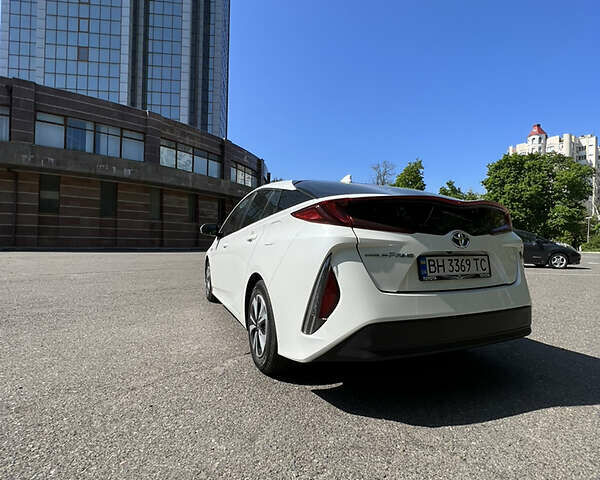 Тойота Prius Prime, об'ємом двигуна 1.8 л та пробігом 237 тис. км за 23200 $, фото 26 на Automoto.ua